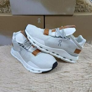 On Cloudnova White Pearl Running Shoes Womens Sneaker